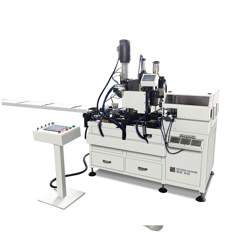 铝门窗数控中梃连接件加工机（DLZK-CNC-80）